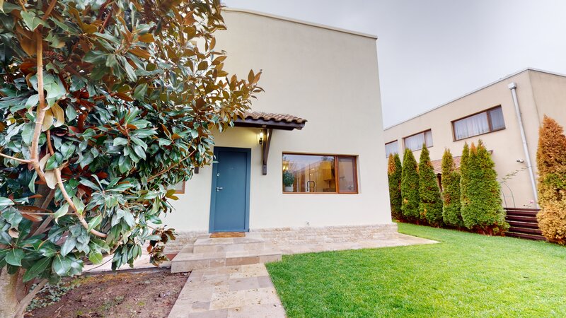 Unirii 35 min, 2 loc parcare, vila de lux, comunitate exclusiva, proprietar